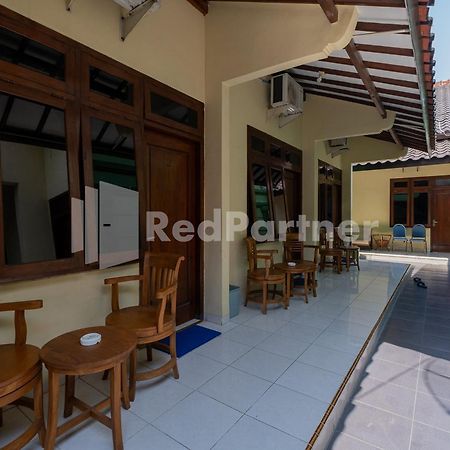 Hotel Wisata Ziarah Sunan Bonang Syariah Mitra Reddoorz Tuban  Exterior foto